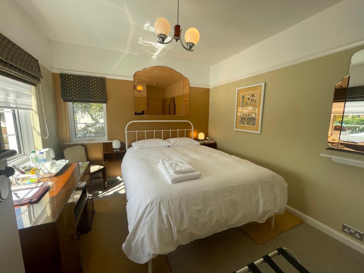 Milvil Bed & Breakfast Gosport Exterior foto